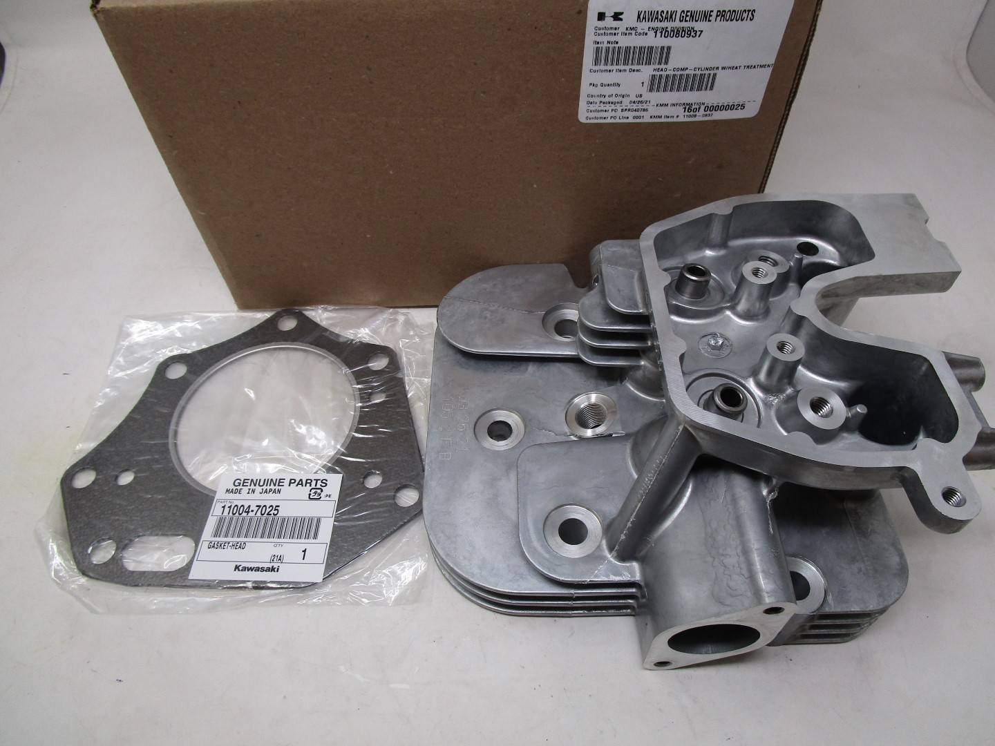 Genuine Kawasaki 11008-0937 Head & Kawasaki 11004-7025 Gasket #2