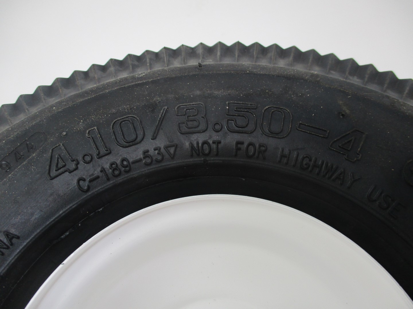 Genuine Toro 105-3471 Front Mower Deck Tire Wheel & Rim - Image 7