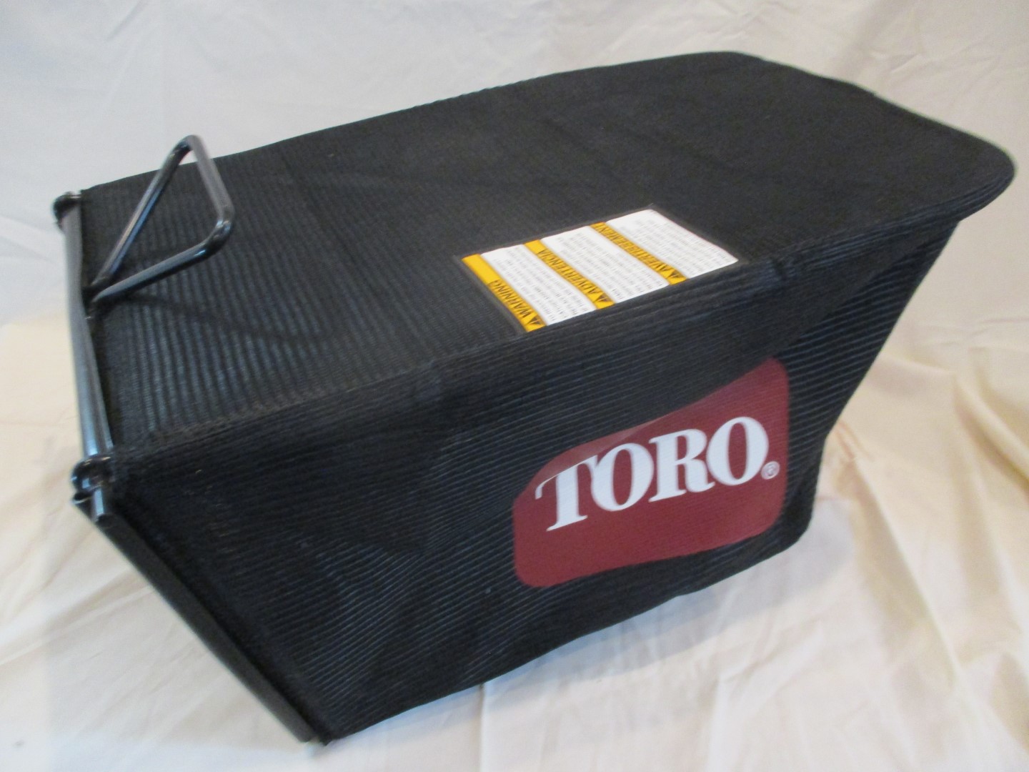 Genuine Toro 119-0325 & 119-0323-03 Bag & Frame e-Cycler 20-inch Cordless Mower - Image 6