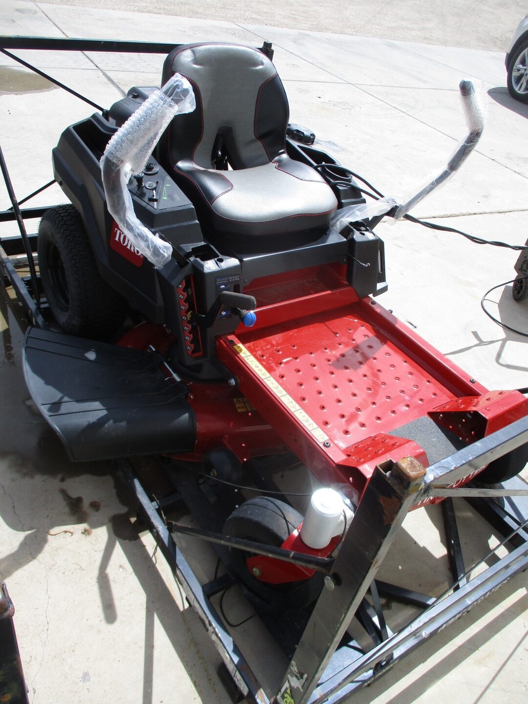 Toro 77401 42" (107 cm) TimeCutter Zero Turn Mower - Image 15