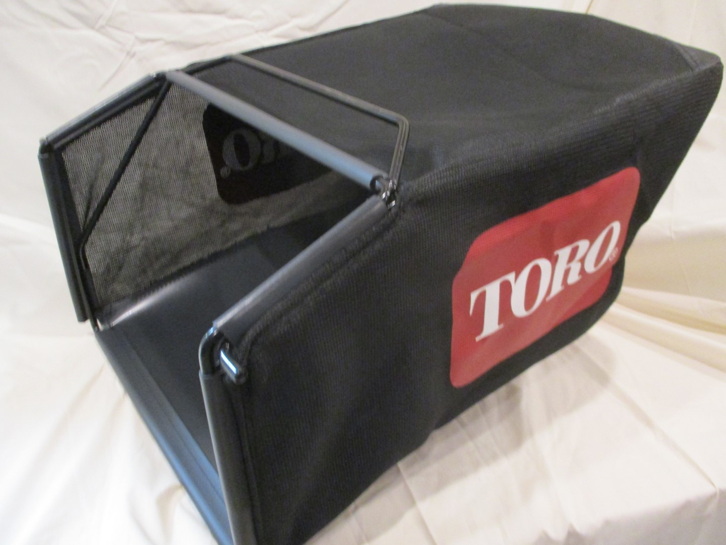 Genuine Toro 121-5775 & 116-5596-03 Grass Catcher Bag & Frame TimeMaster 30in - Image 2