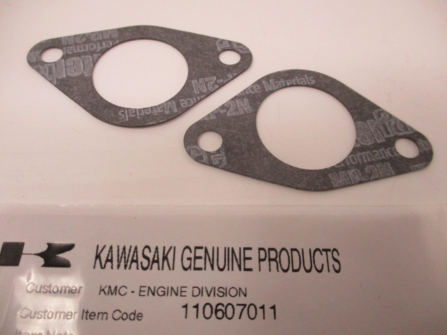 2 Genuine Kawasaki 11060-7011 Intake Manifold Gasket for FH601D FH601V - Image 3