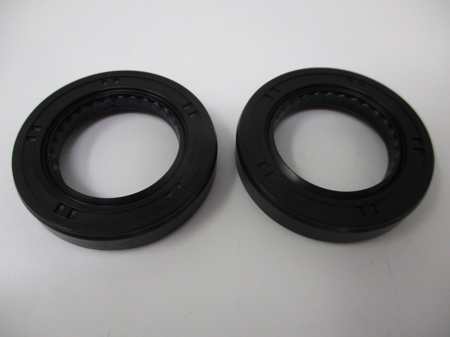 2 Genuine Kawasaki 92049-0859 Crankcase Oil Seal FJ180V TimeMaster 30" - Image 2