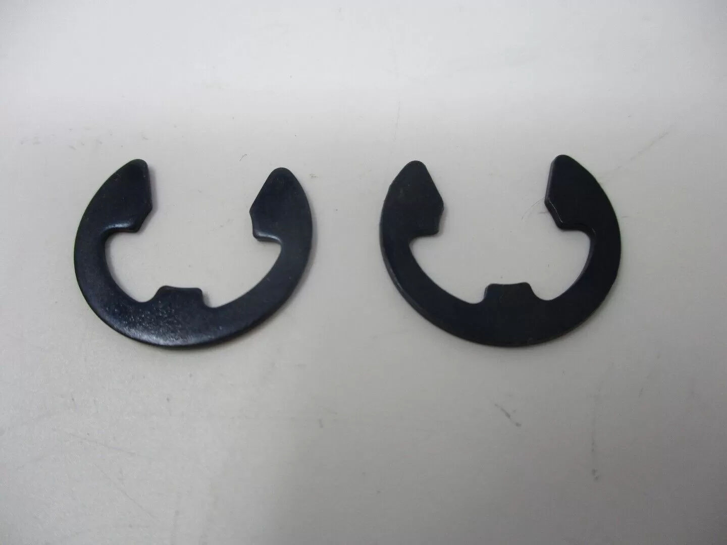 2 Genuine Kawasaki 482J0100 Rocker Pin Circle E Clip 10mm FE290D FE350D - Image 2