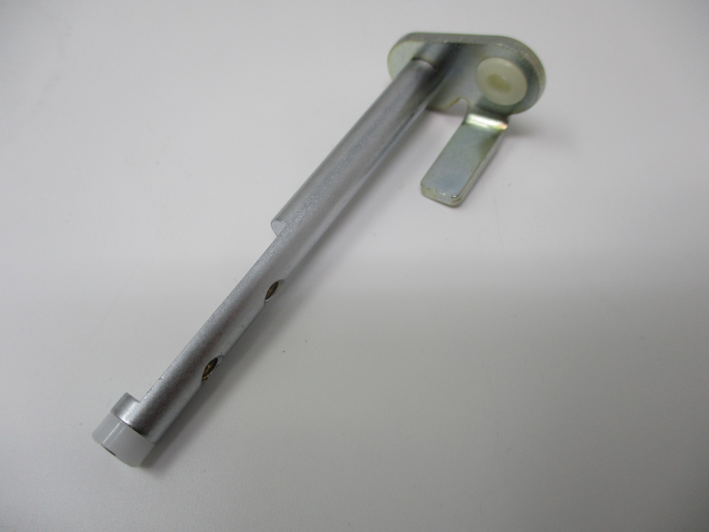 Genuine Kawasaki 16041-2203 Carburetor Throttle Shaft. | Red Rock