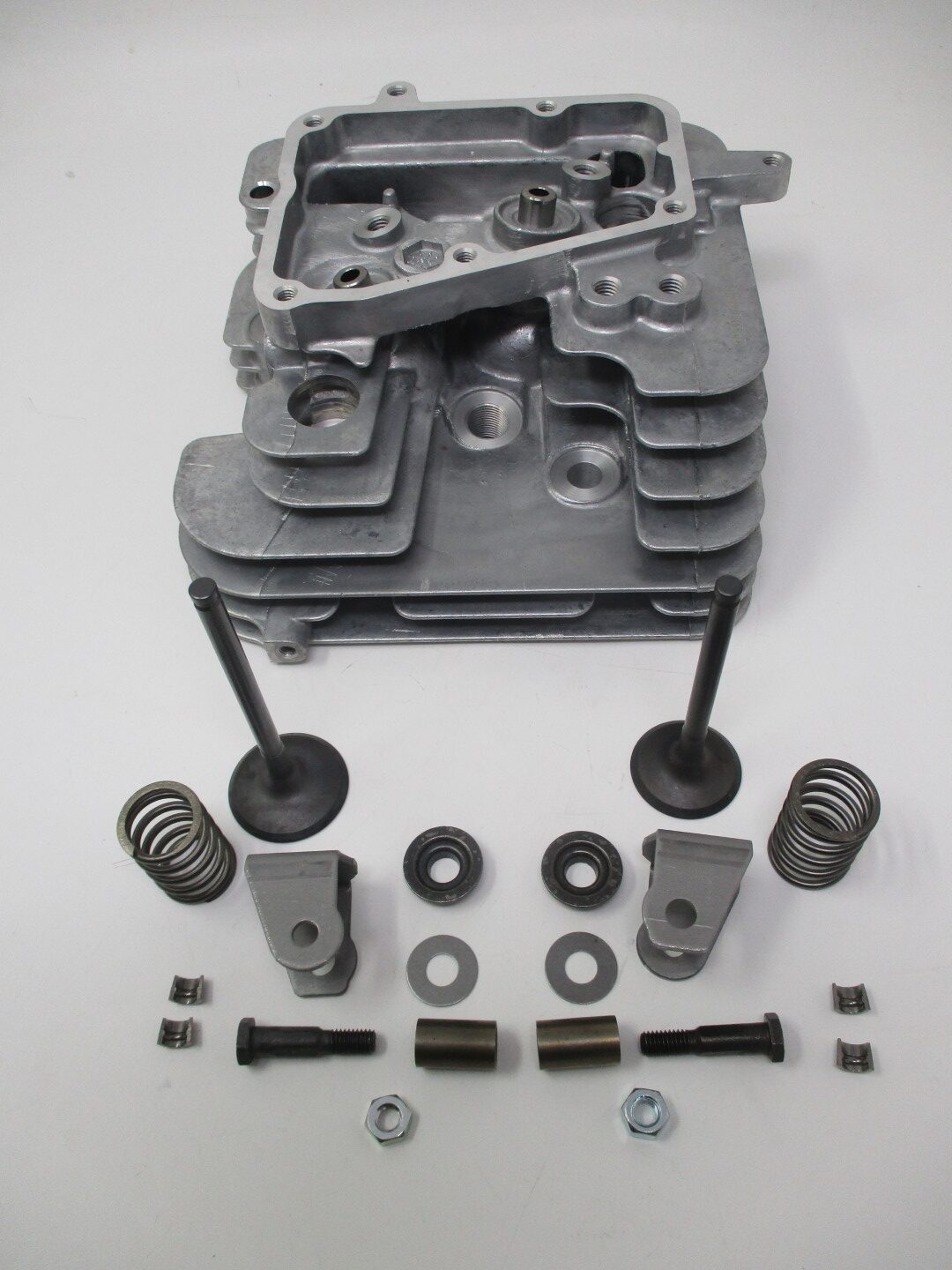 Genuine Kawasaki Head 11008-0990 11008-0845 #2 11008-7040 Complete - Image 4