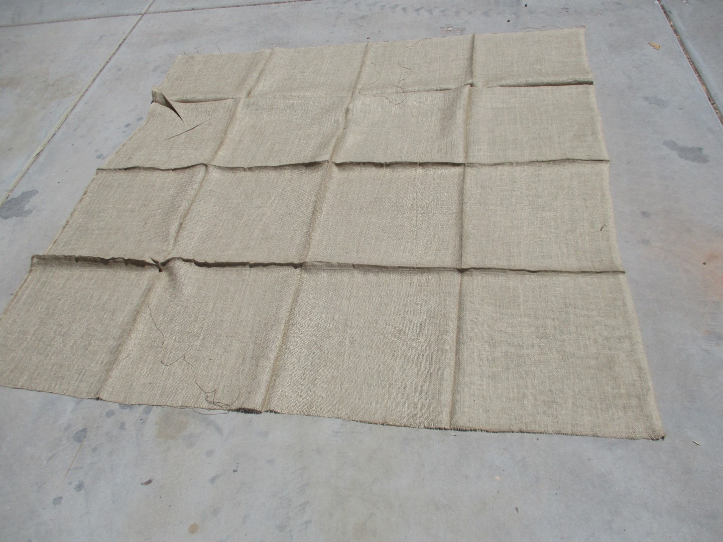 1 Pc 7’ X 7’ Burlap Tarp Landscaper Gardener 84” X 84” Leaves Grass Branches