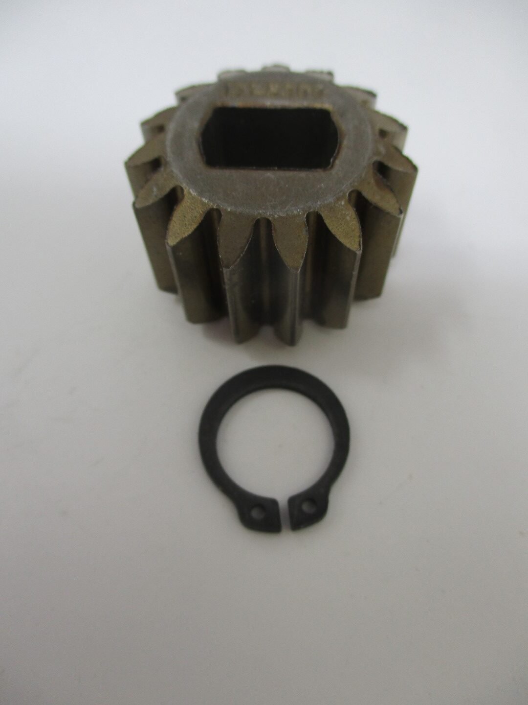 Genuine Toro 131-5399 Wheel Pinion Gear & Snap Ring 32151-61 Exmark 110-9417