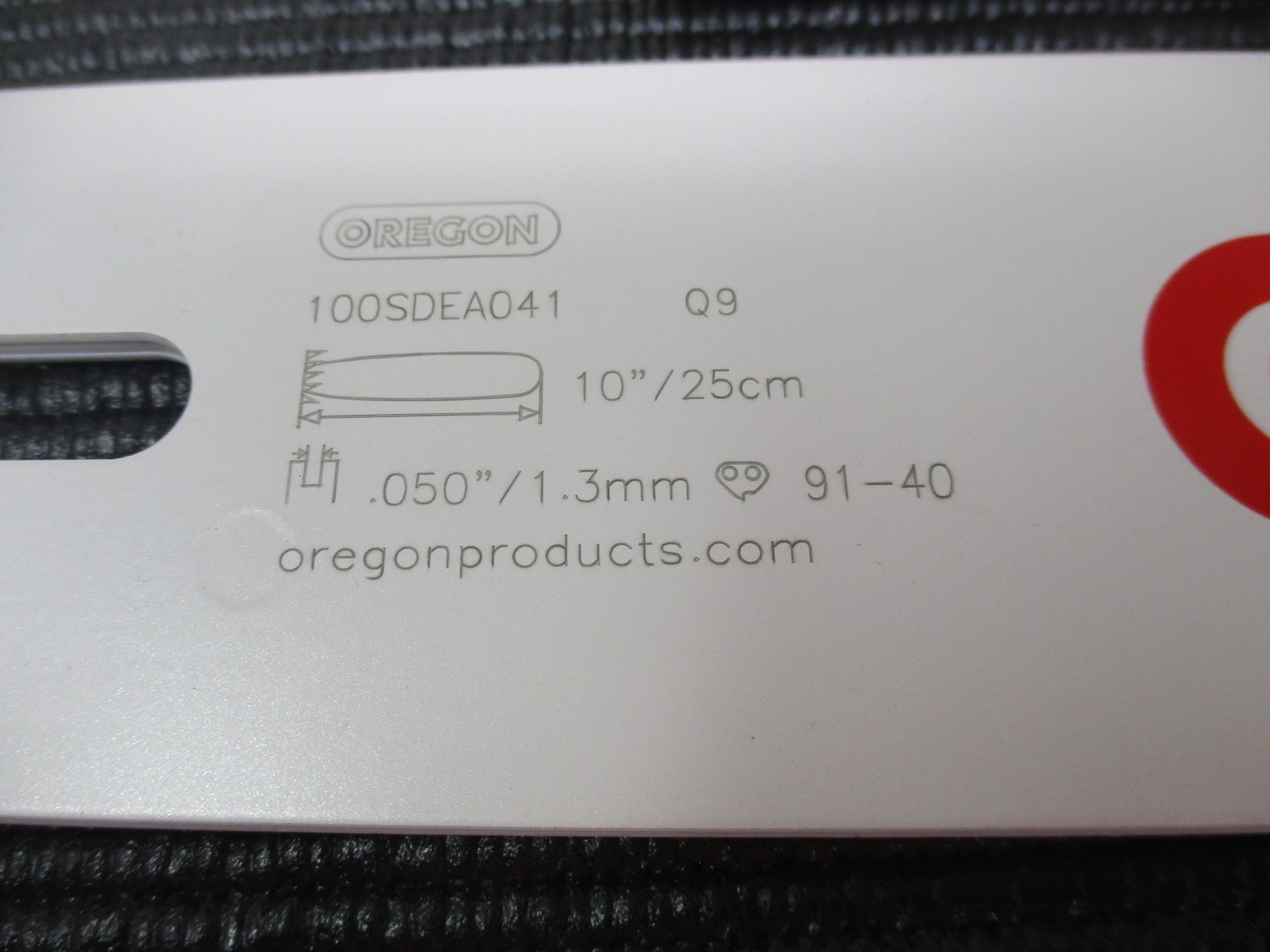 Oregon 100SDEA041 10” Single Rivet Guide Bar 3/8 Low Profile .050 Gauge 40 Drive Links - Image 3