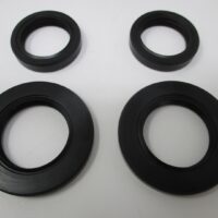 2 Genuine Kawasaki 92049-2220 & 92049-2199 Crankcase Oil Seals FE290D FE250D