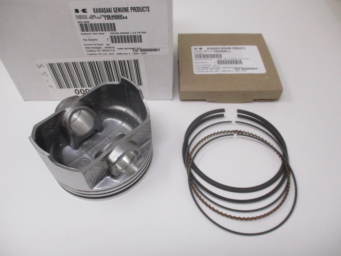 Genuine Kawasaki 13029-0044 Piston & Rings 13025-0019 Oversize 0.5 OS FXT00V - Image 4