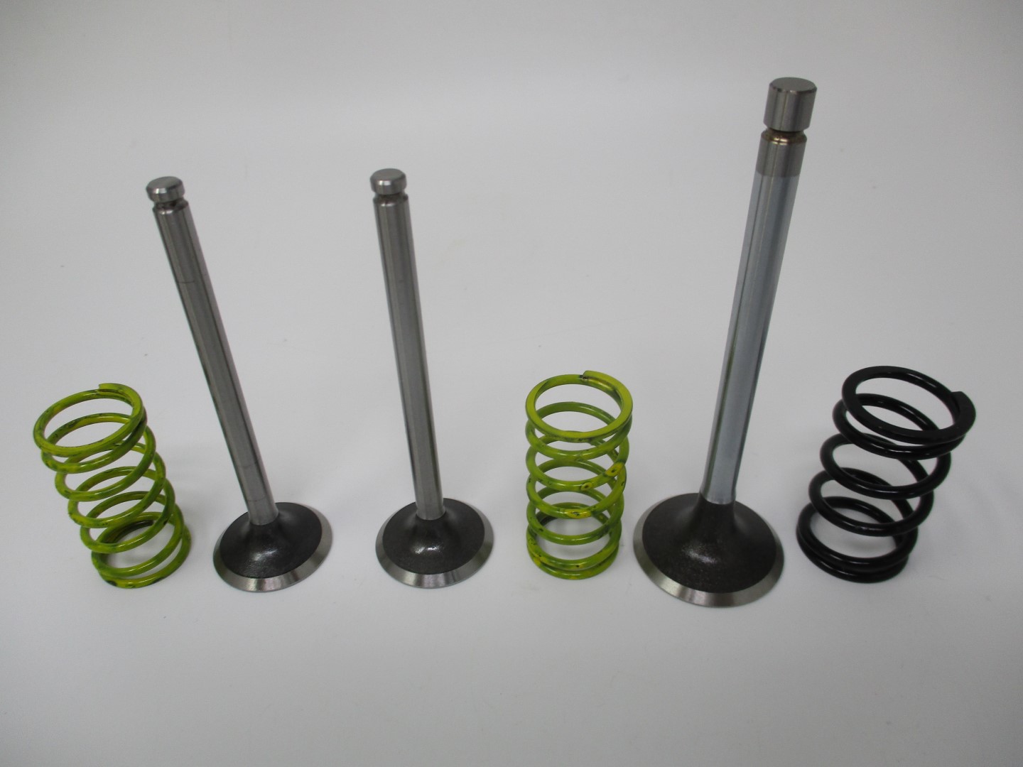 2 Genuine Kawasaki 12004-7006 Intake 1, 12005-0714 Exhaust Valve Springs FX921V