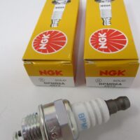 2 Genuine NGK 4972 BPMR6A Spark Plugs Small Engine