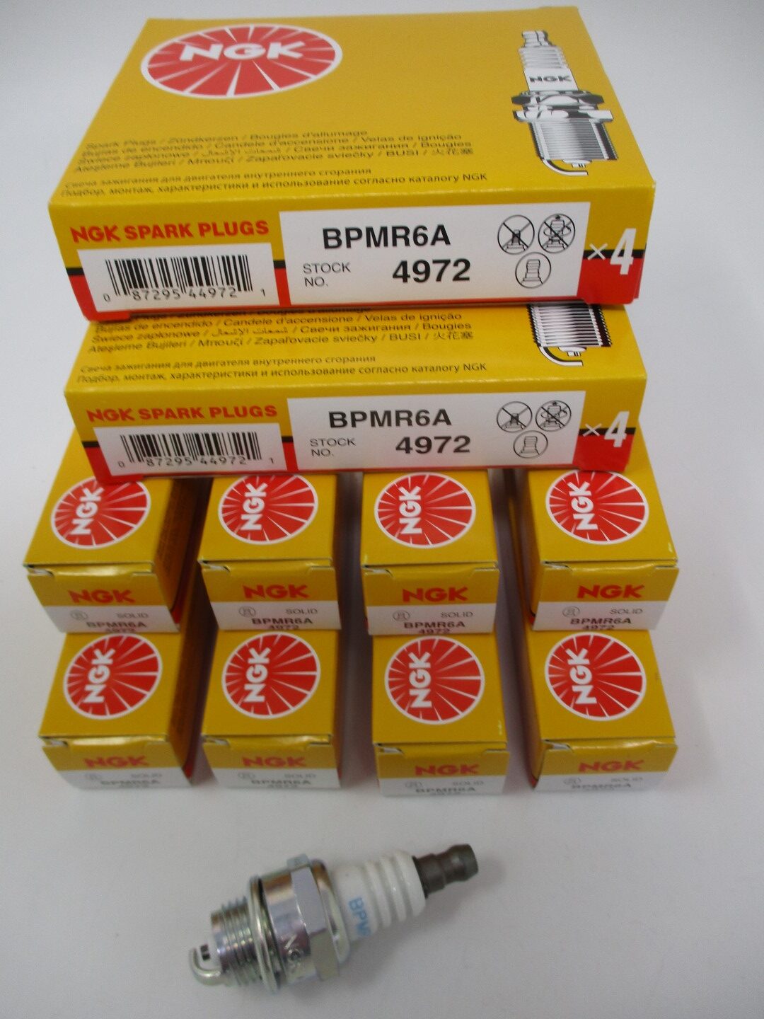 8 Genuine NGK 4972 BPMR6A Spark Plugs 7021 Small Engine Lawnmower