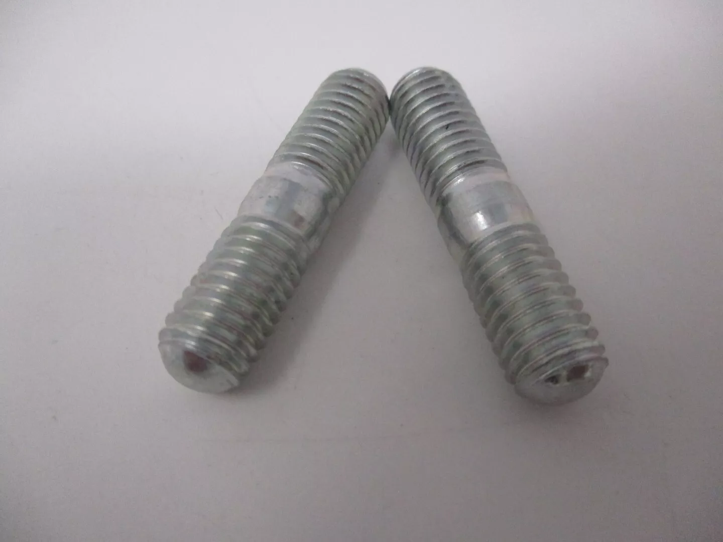 2 Genuine Kawasaki 172BA0818 Double End Exhaust Bolts Stud 8x18 mm