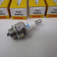 4 Genuine NGK 7421 BMR6A Spark Plug cross for 5921 BM6A Small Engine