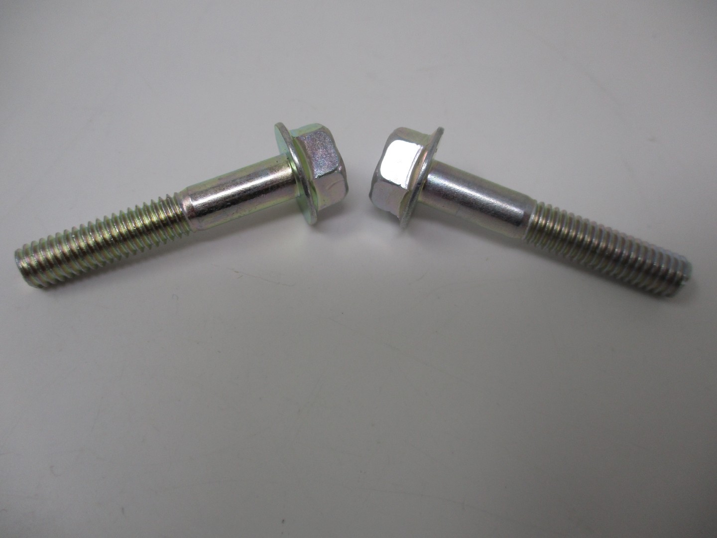 2 Genuine Kawasaki 92150-2145 Valve Cover Flanged Bolts FE250D FE290D FE350D FE400