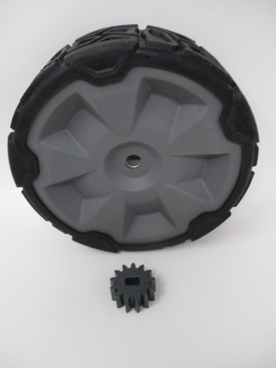 Genuine Toro 140-2358 Front Gear Wheel and 131-0896 Pinion Gear 22” Recycler 21472 21774 21770 21442 21445 21447