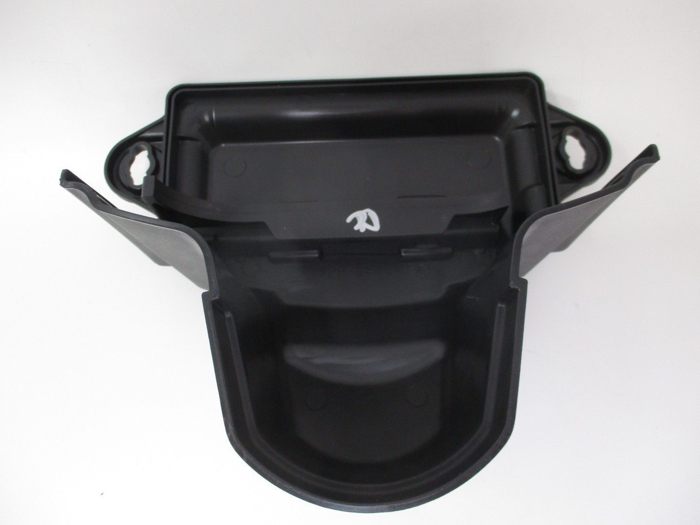 Genuine Kawasaki 11011-1707 Air Filter Cover for FS481V - Image 4