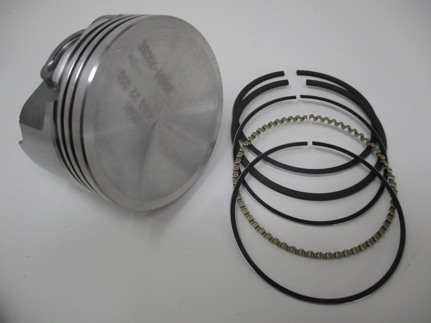 Genuine Kawasaki 13001-7008 Piston & Rings STD 13008-6055 FH451V FH500V FH531V