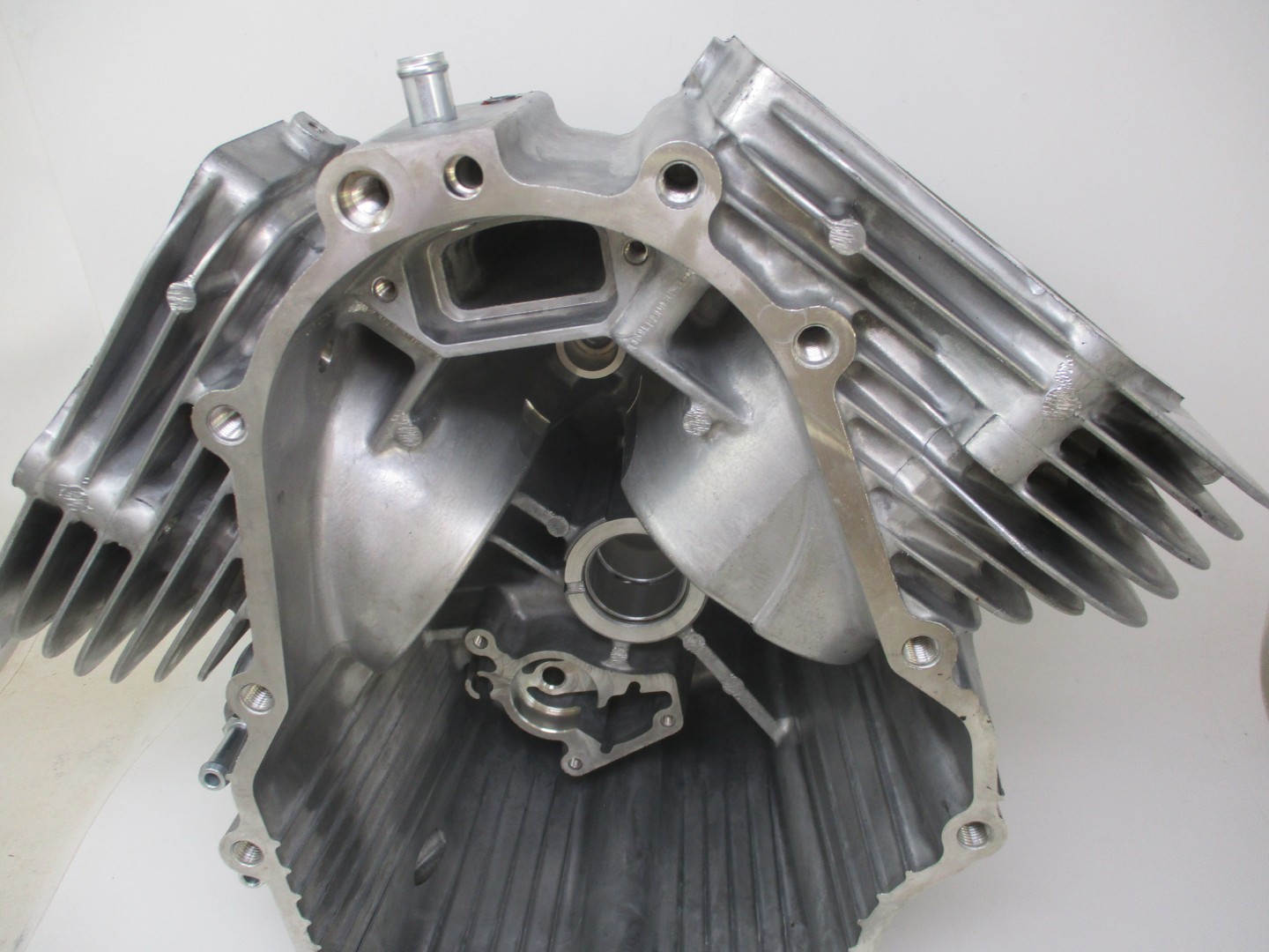 Genuine Kawasaki 49120-0914 Crankcase FXT00V 49120-0907 1000 - Image 3