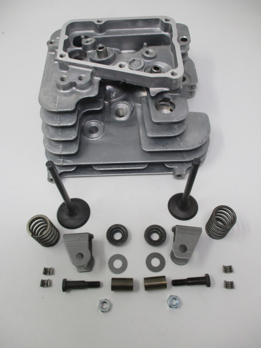 Genuine Kawasaki Head 11008-0989 11008-0861 #1 11008-7039 Complete - Image 8