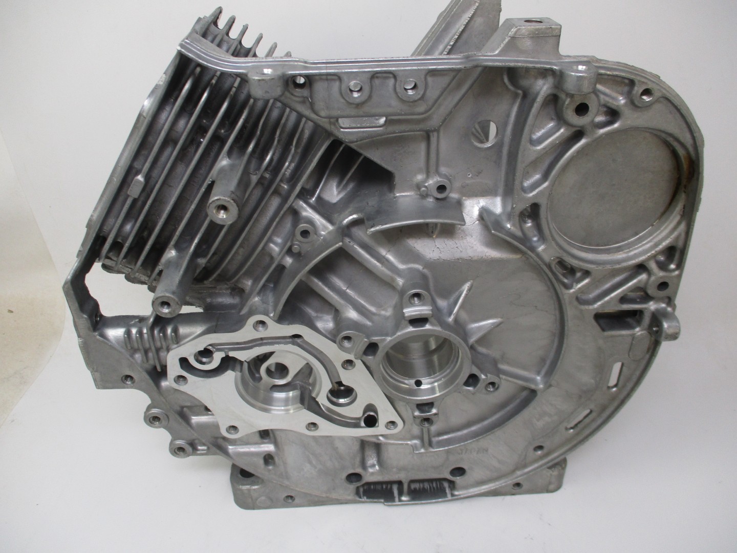 Genuine Kawasaki FE350D 49120-0758 Crankcase FE350 Club Car - Image 3